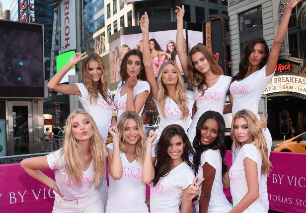 RT @Fashionista_com: As it turns out, everyday life *does* change after you become a @VictoriasSecret Angel: http://t.co/rkyfCx2sCX http://…
