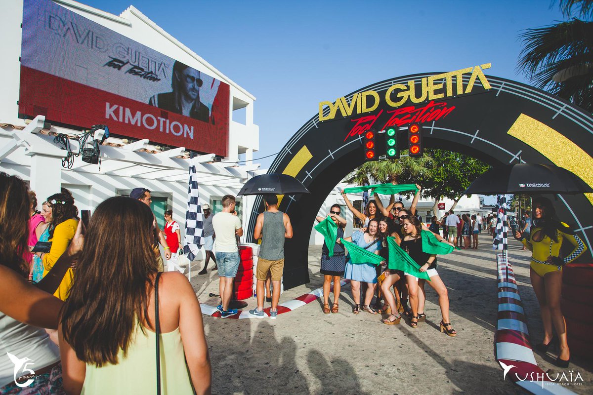RT @ushuaiaibiza: That party feeling @ushuaiaibiza w/ #PoolPosition & @davidguetta. It's Monday race time #MondayMotivation http://t.co/7lo…