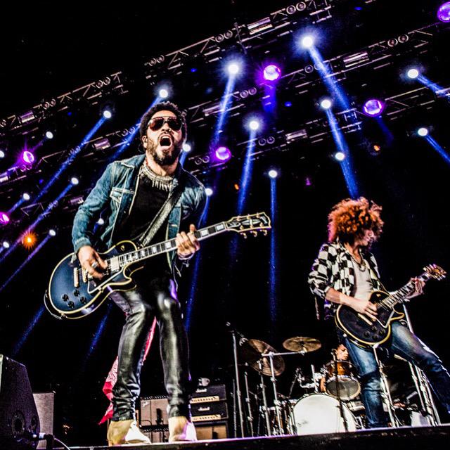 Thank you Stockholm! #StrutTour http://t.co/SyZY9RfUMw