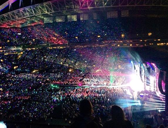 Last night's crowd was breathtaking. 

(Found this on @jorrdie__'s Instagram- thanks girl) http://t.co/MdjRfLV3sG