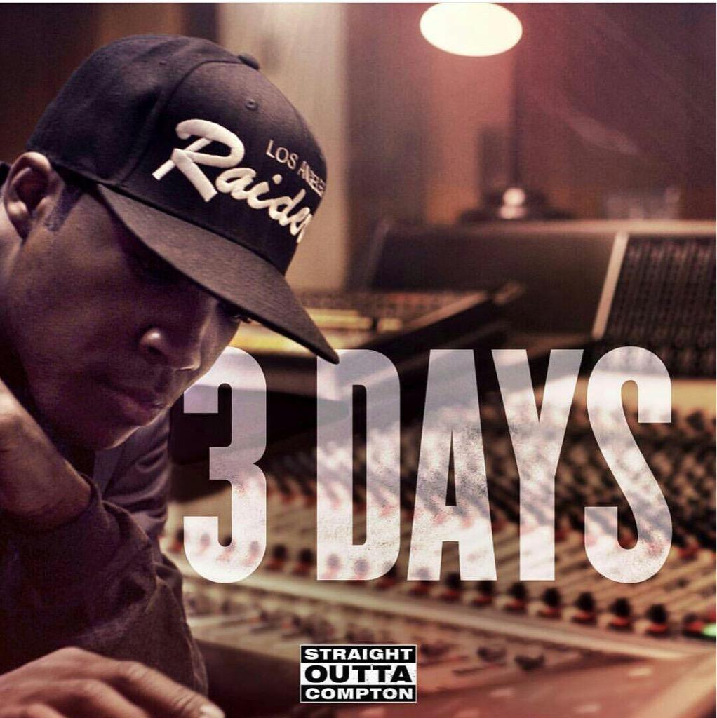 Count down #StraightOuttaCompton http://t.co/rdCZ8zx61q
