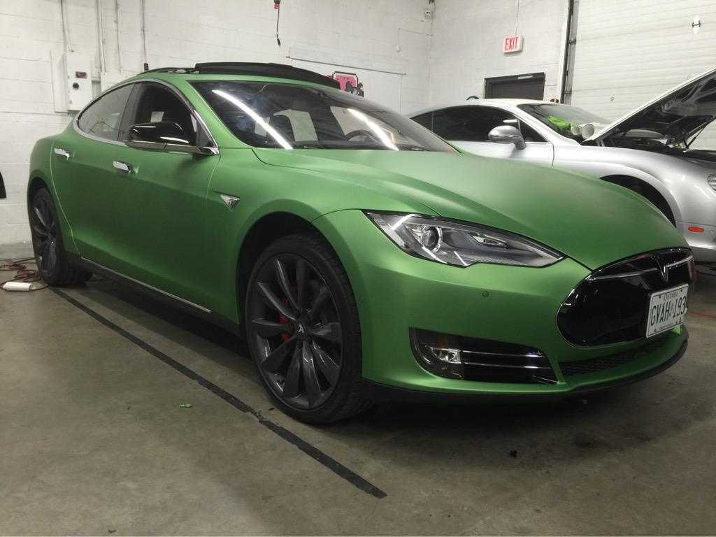 Green car is green. @Teslamotors P85D freshly wrapped :) http://t.co/jVT3jSHDct