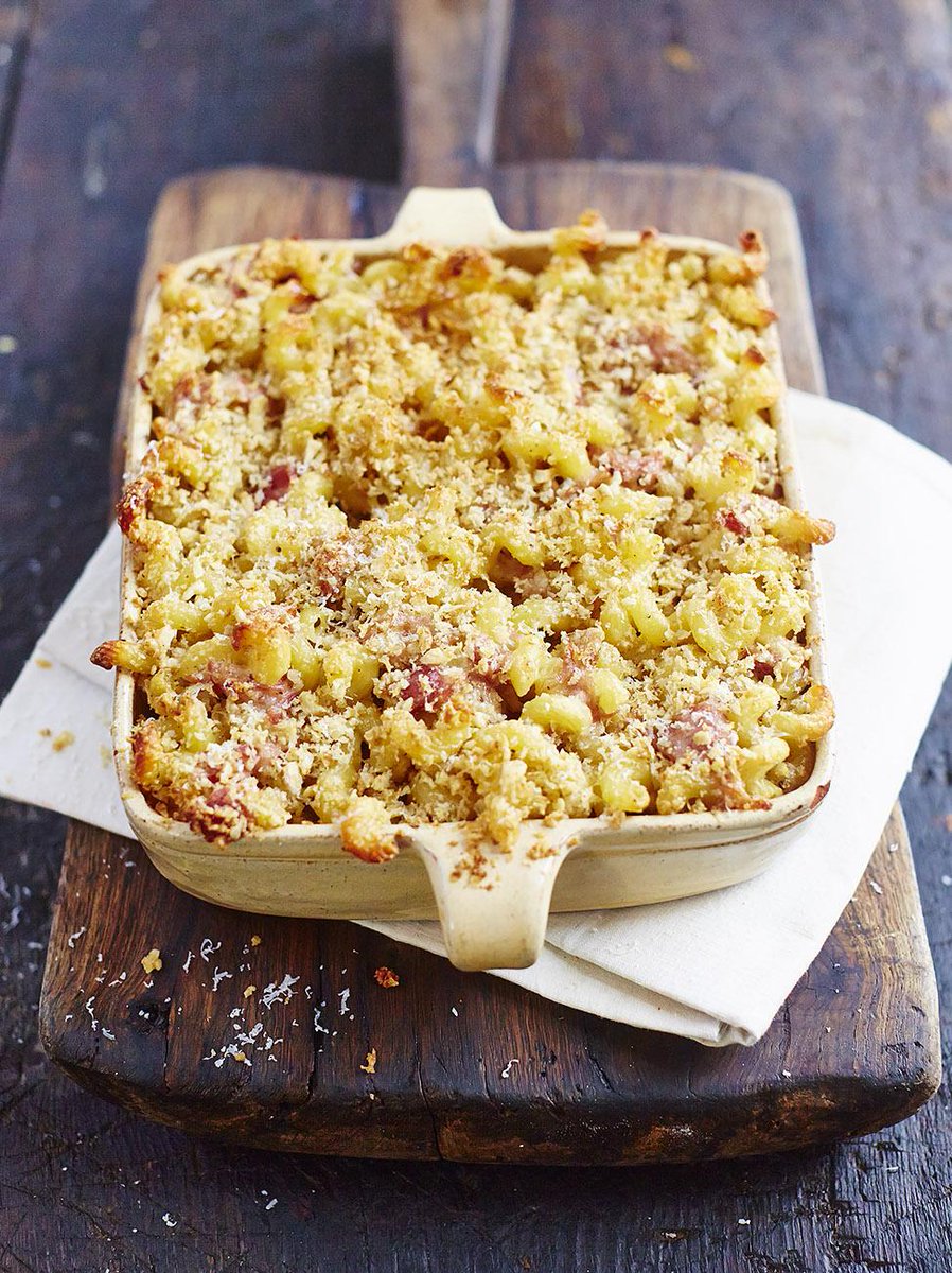 #Recipeoftheday a cheesy pasta bake perfect for using up odds and ends of cheese #ThePastaBook
http://t.co/0cvMBeiwZk http://t.co/cAYc8qC734