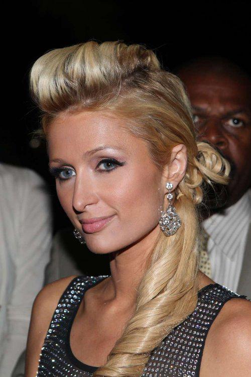 RT @Corse_Matin: @ParisHilton DJette d'un soir à la #ViaNotte
http://t.co/8AoSu5BwVA http://t.co/1wza3ZVNUR