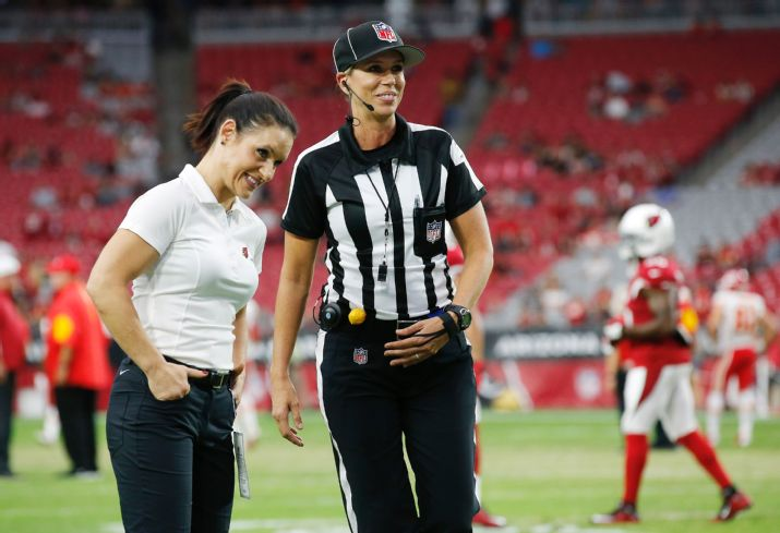 History! @NFL's first female official Sarah Thomas meets its first female coach Jen Welter. http://t.co/xpkjuzJtEy h/t @espn /via @heykim