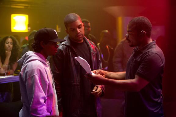 Director F. Gary Gray at work #Straightouttacompton in theaters now! http://t.co/fyJerxn711