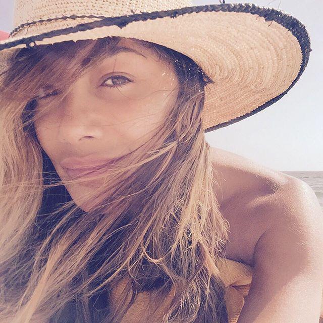 Lazy #summer #beach daze...????????#grateful #soblessed http://t.co/ganP32tsbq http://t.co/6M3MAc3iI7