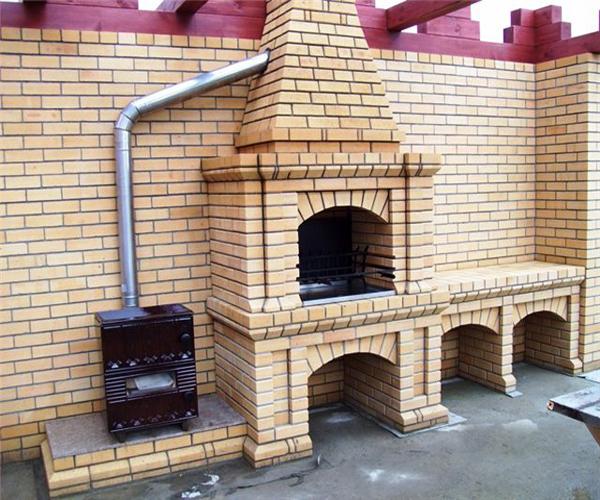 Мангал из кирпича с камином своими руками
