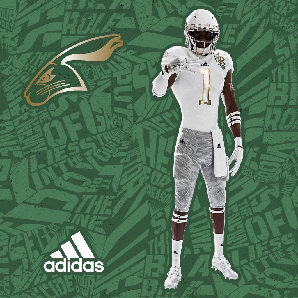 RT @TheBestGear: Long Beach Poly Uniforms designed by Snoop Dogg via @adidasFballUS #TBG http://t.co/yDNNG6qfp2