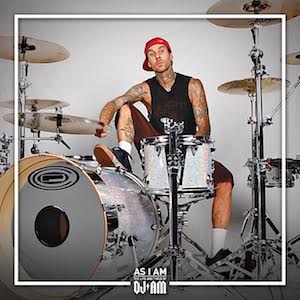 RT @djamdoc: @travisbarker just donated a signed drum kit for the campaign's final day! G.O.A.T! #TRV$DJAM http://t.co/Kj0zw9xt9M http://t.…