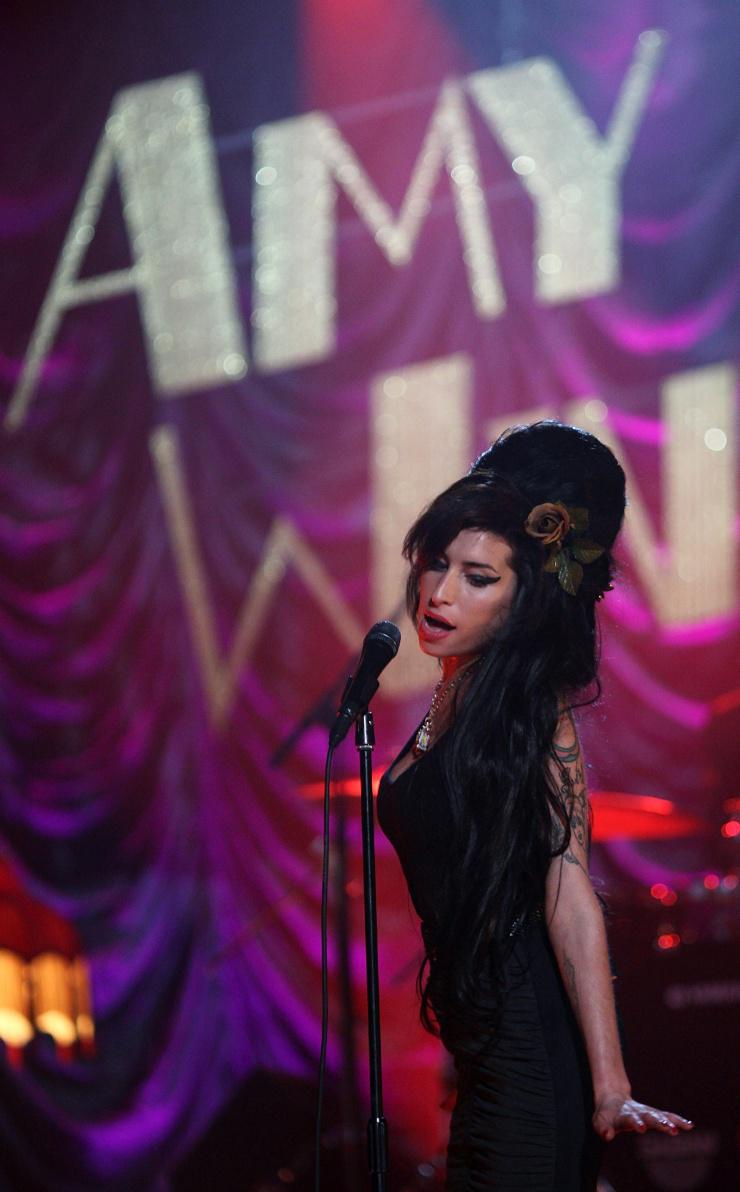 RT @TheGRAMMYs: We remember Amy Winehouse and the timeless music she brought to the world. http://t.co/8klQhWSM22