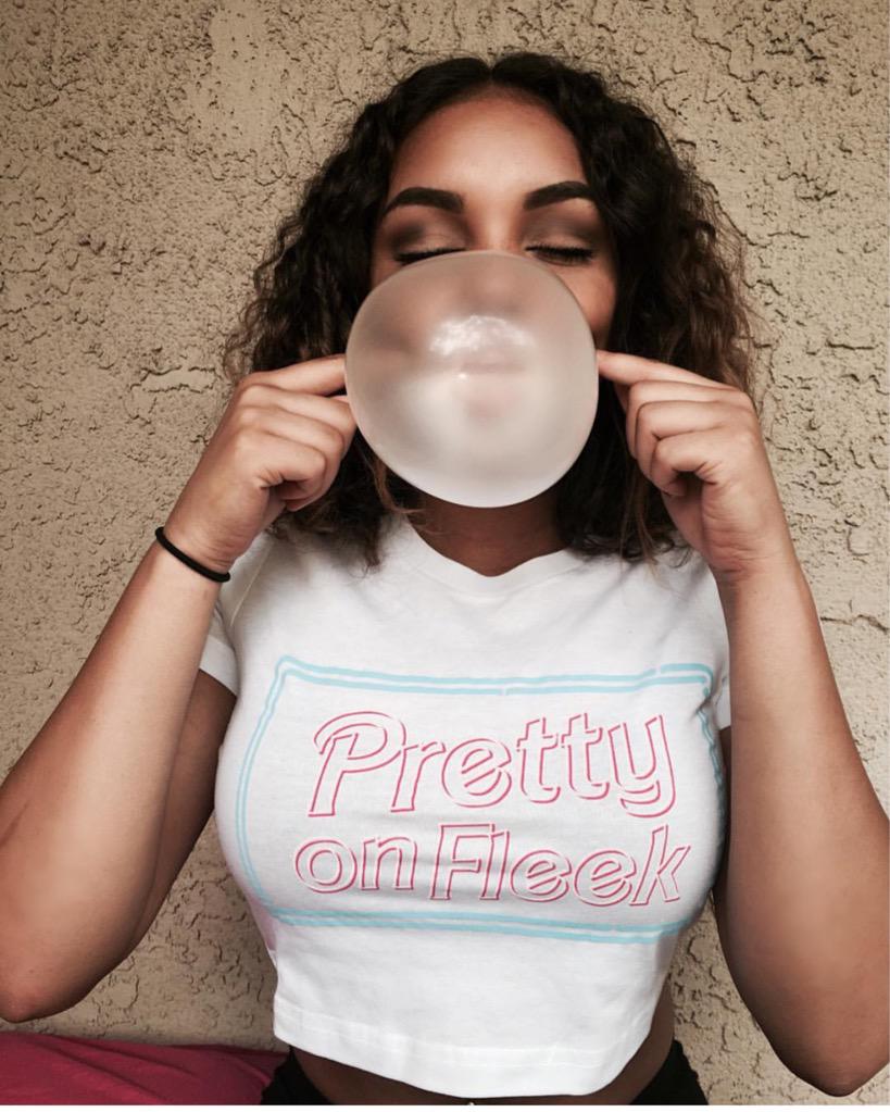 Poppin Bae!! #prettyonfleek tees, sweatshirts & croptops at http://t.co/65JDpOGlAB @PopGang101 http://t.co/LCTJ7358v7