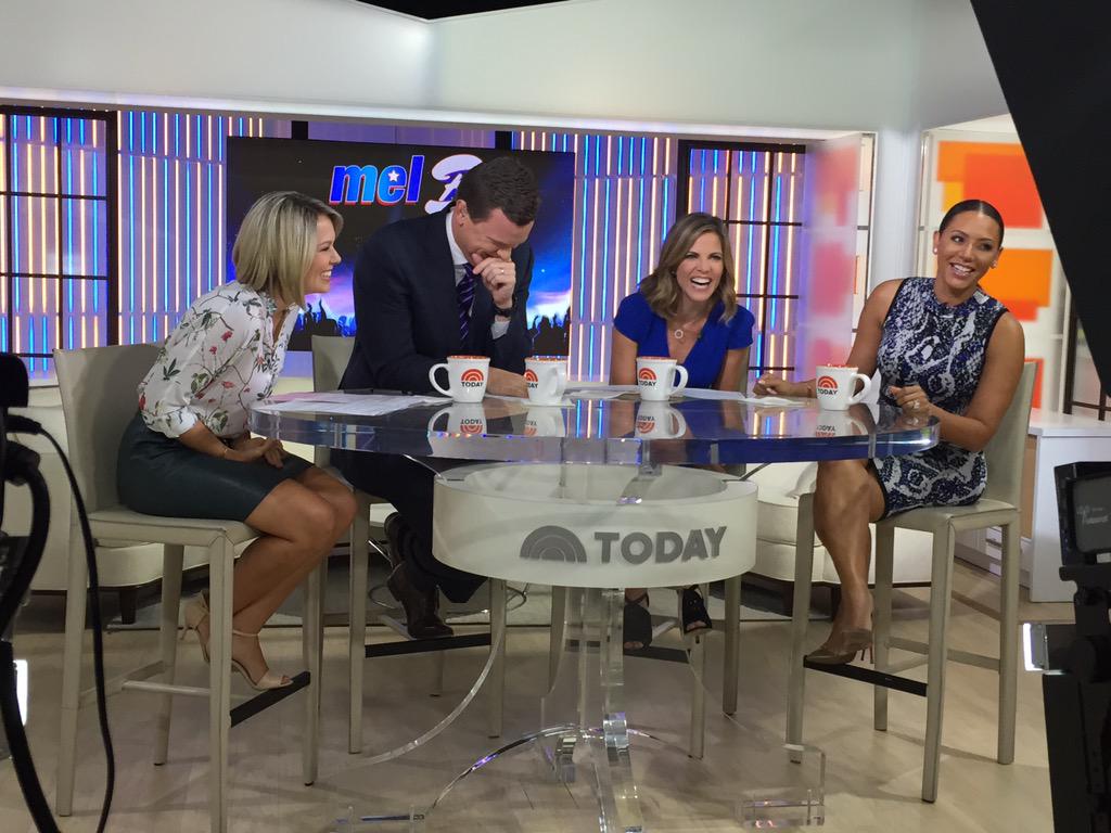 RT @SandyLeeTV: Already laughing with @OfficialMelB!@TODAYshow http://t.co/YRB0oIanhx