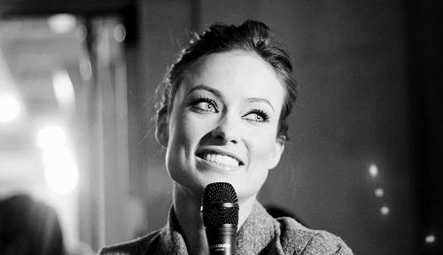 RT @NYFilmCritics: Have a Q for @OliviaWilde? Tweet it with #askoliviawilde, and @PeterTravers might ask it at our @MeadowlandFilm Q&A! htt…