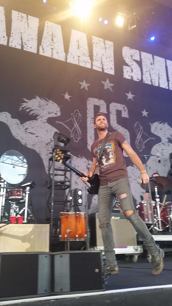 Dierks Bentley With Kip Moore Maddie And Tae And Canaan