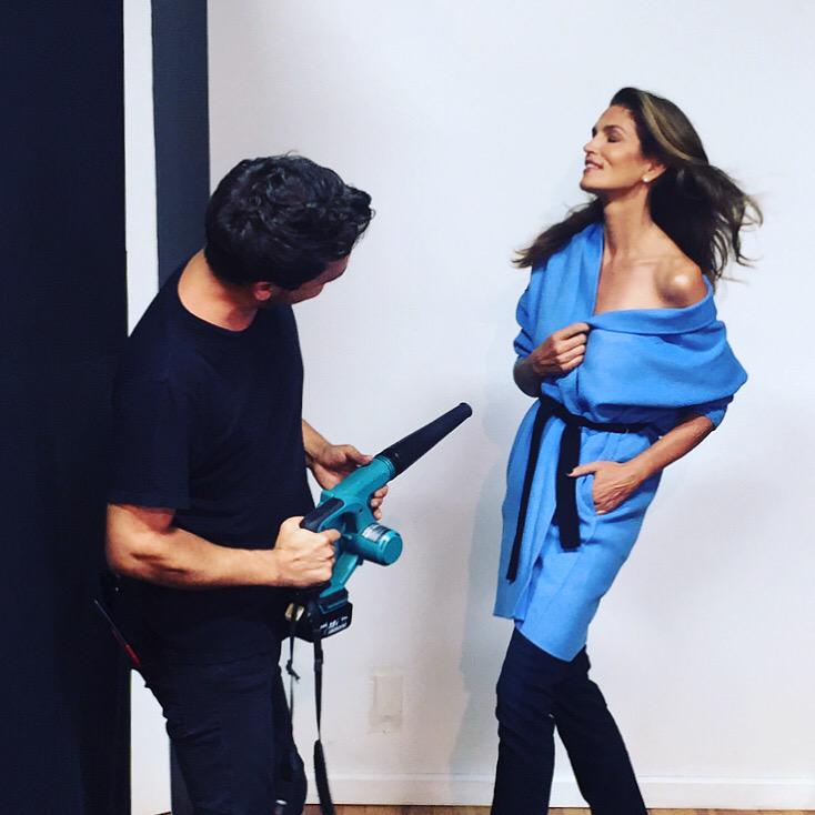 #BTS with @WhoWhatWear. Garden tool or fan machine? https://t.co/vTKeHLHeRQ http://t.co/4aauiCjbNb