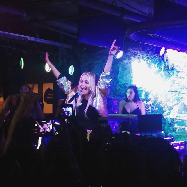 DC you make me ???? special thx to @tydollasign for joining me tonight ???????? love you DC!!!! photo by Christine ???? http://t.co/jztLT9OvHs