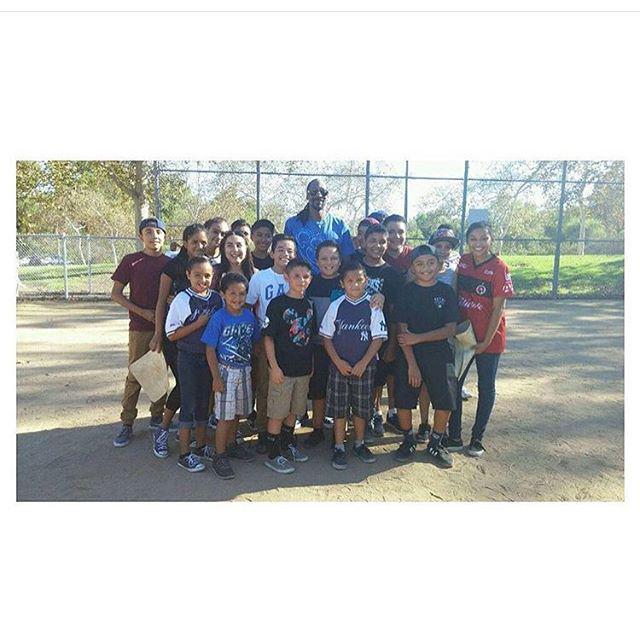 Community work http://t.co/ktFNmzz2VL http://t.co/mNuNTm6x14