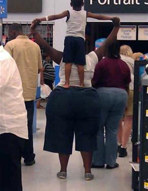 The new litmus test for fine asses- If a 6 year old can stand on it, then you got a fine ass!!???????? http://t.co/SGFvsLSPle