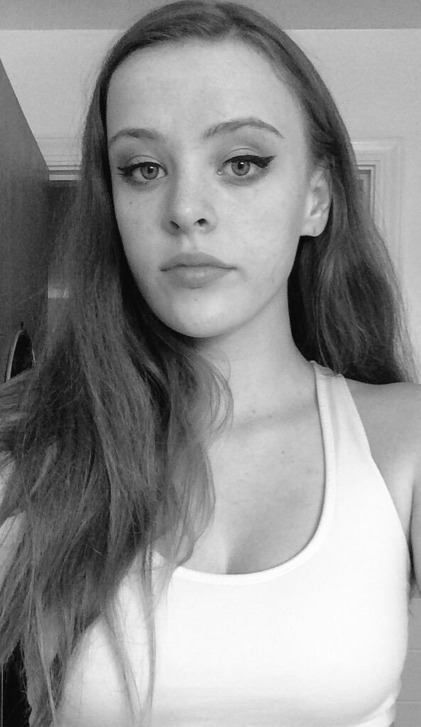 RT @lovinitariana: @tyrabanks #SimplyBeFearless http://t.co/f4ZPZtogJk