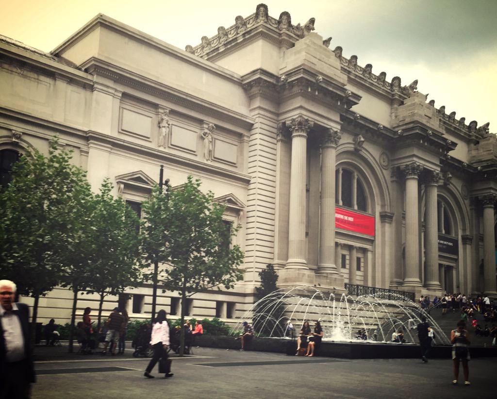 The awe inspiring @metmuseum #art #classic #landmark http://t.co/1cNqJYEleI