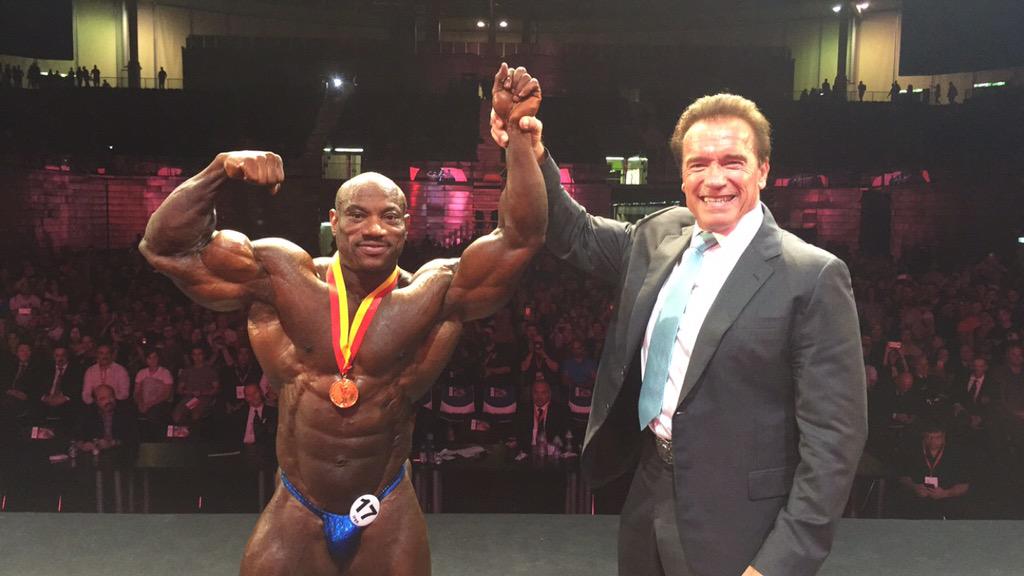 Congratulations to @ArnoldSports @ArnoldClassicEu champ @MrOlympia08. 7 time Arnold champ. 3 this year. At age 45! http://t.co/BVMz6IBmcW