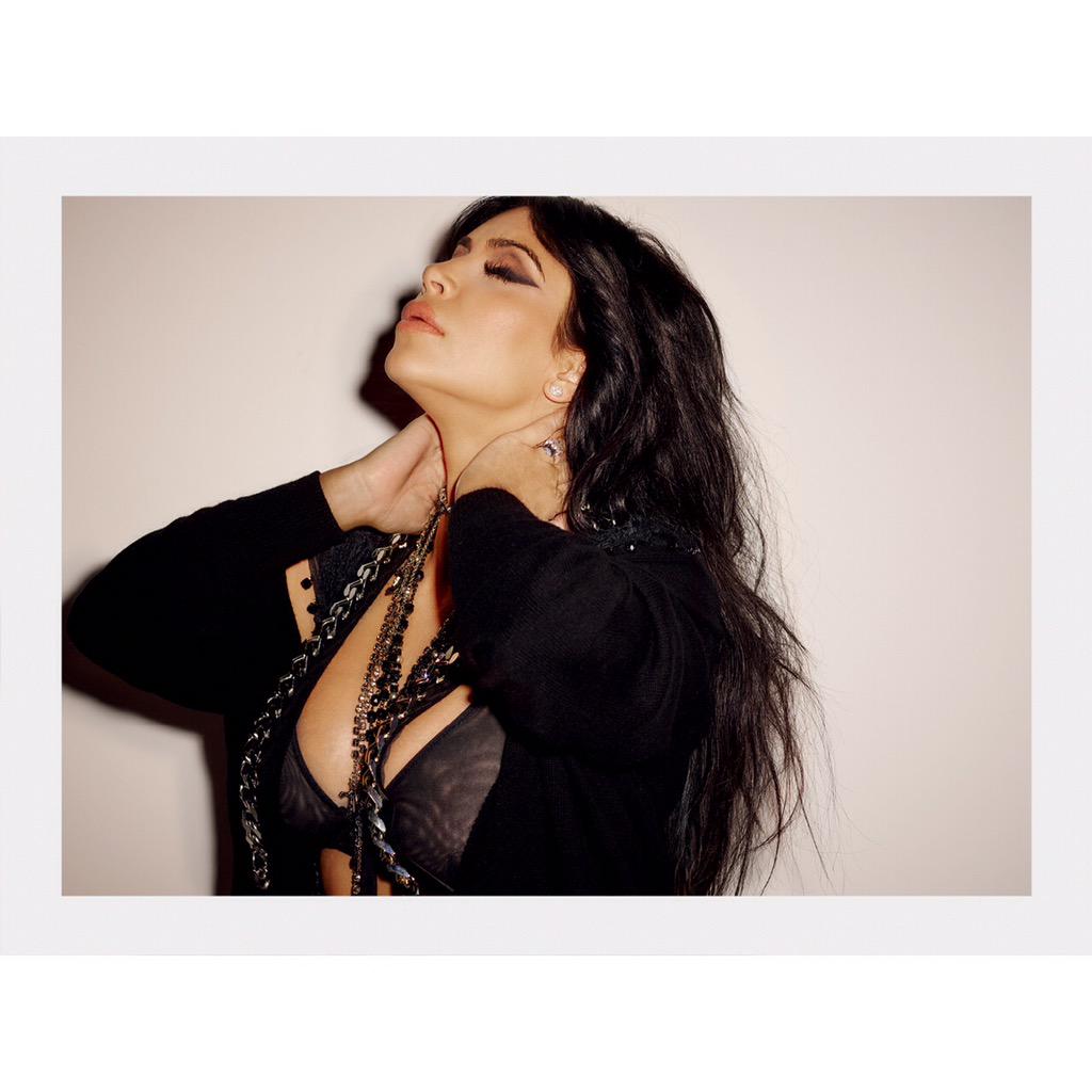 Glam on point for @sorbetmag! Make Up by @robscheppy Hair By Sebastian ???? @ezrapetronio Styled in @givenchyofficial http://t.co/7lOT7hD6ot