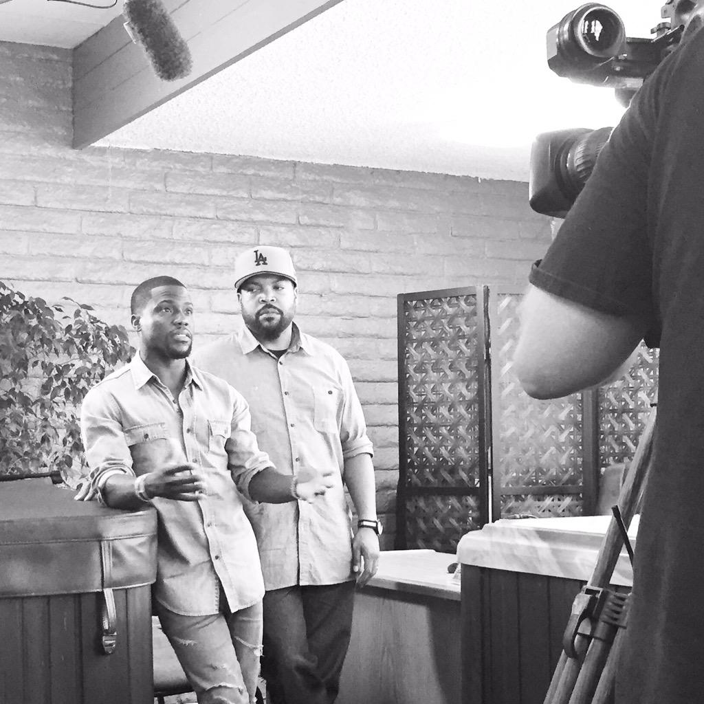 RT @TracyHNguyen: These two are back at it again! Hilarious promo shoot today with @icecube @KevinHart4real for #RideAlong2 #icecube http:/…