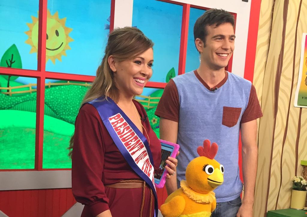 RT @SproutChannel: Coming up: We're charmed that @Alyssa_Milano will be on soon! #sunnysideupshow http://t.co/NHVvLvYKiJ