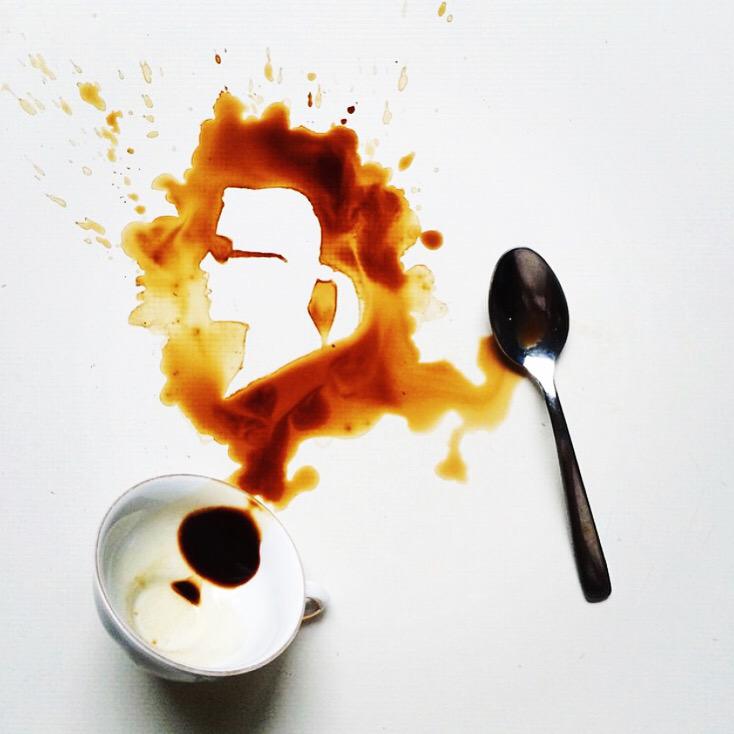 In honor of two things I love. #Coffee + #Fashion. (coffee art feat #Karl by #bernulia) ☕️ http://t.co/CmNy4Ra28L