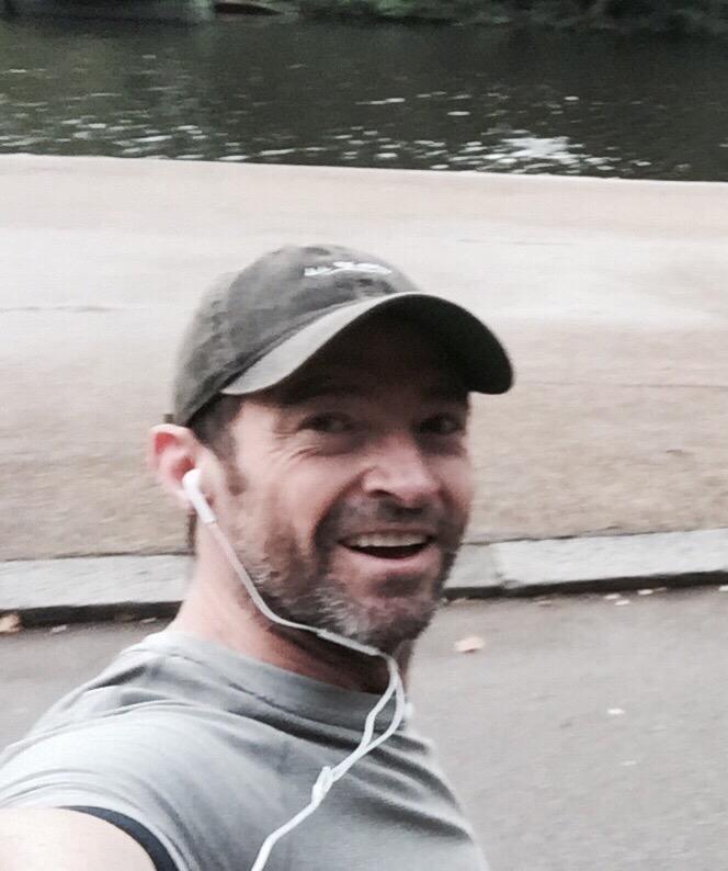 Morning run in Hyde Park. #allbehappy http://t.co/AoXNubk96N