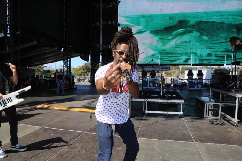 RT @sbradleymusic: Come closer y'all???? #KAABOO http://t.co/WixjBfRtm8