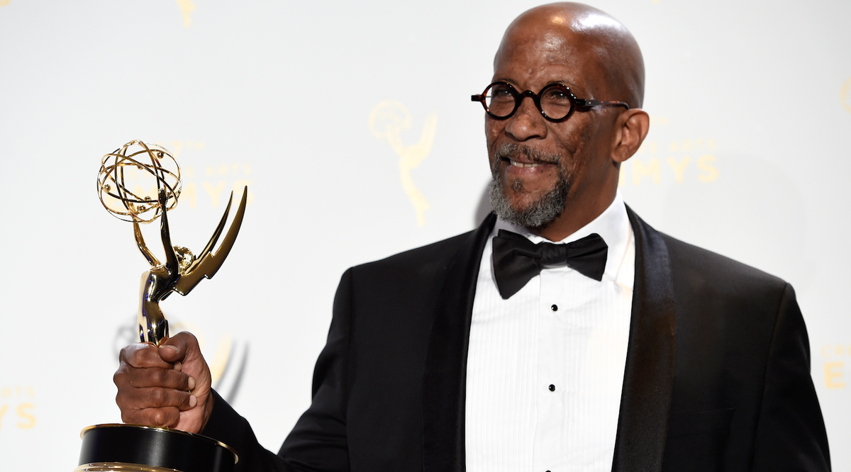 RT @THR: #Emmys: #RegECathey Wins Best Guest Actor in a Drama Series for @HouseofCards http://t.co/nVNsIaaoFT http://t.co/z3E9BdDXHt