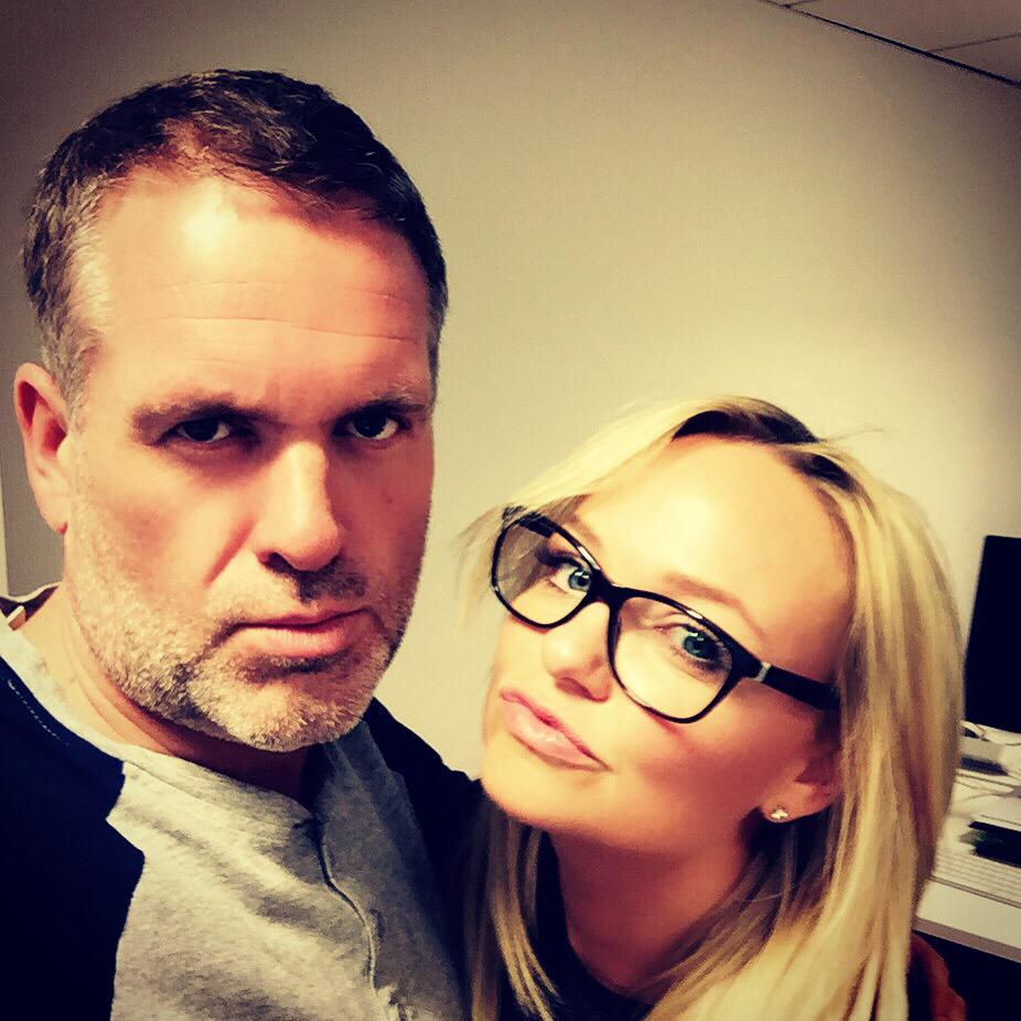 RT @ChrisMoyles: Just a little pic of my fellow breakfast buddy @EmmaBunton 
#nofilter #yeahright http://t.co/GlUH8IOJmr