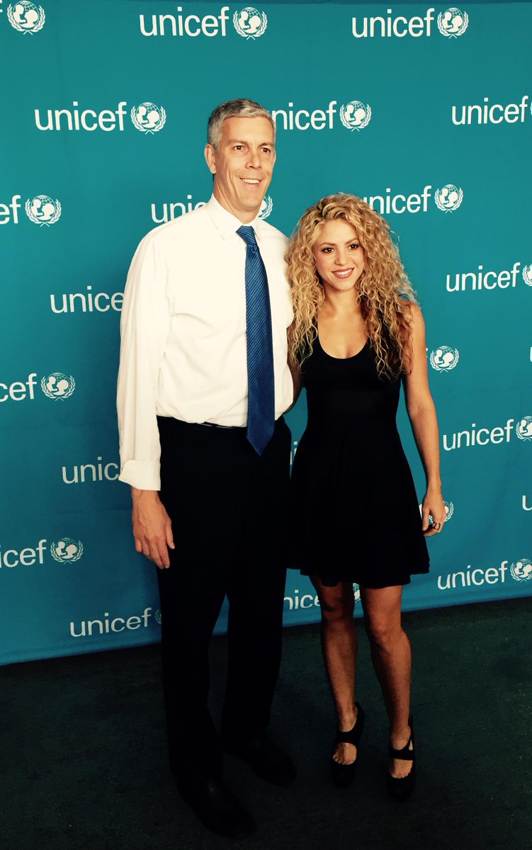 RT @arneduncan: Thanks @Shakira @UNICEF & the @UN for being early childhood ed champions. All children deserve these opportunities! http://…