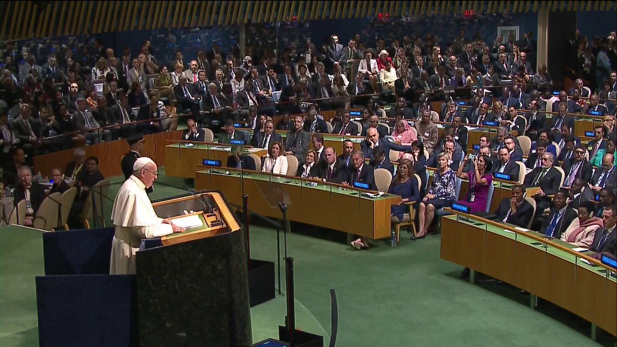 RT @UN_Spokesperson: At #UNGA, @Pontifex stresses the right to education for everyone, everywhere @MalalaFund #GlobalGoals #Action2015 http…