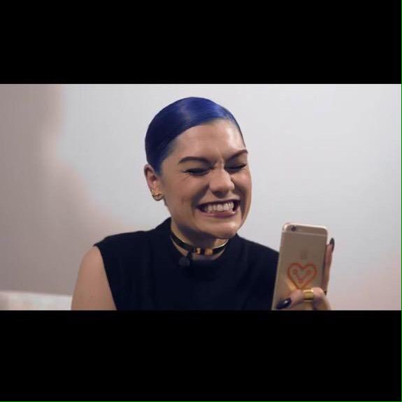 RT @Jessella280: Aww @JessieJ 'There I am... looking like a little blueberry' #KeepItPumping http://t.co/UH7U32ihLB