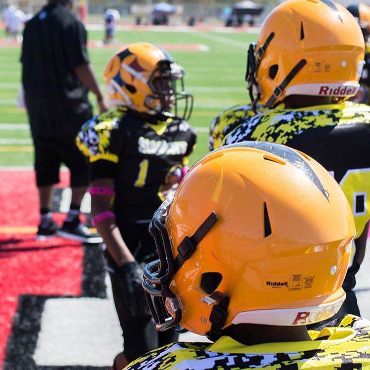 Big game this week. ????✨????. Syfl. http://t.co/qXKqHZqQgn http://t.co/6WwKnE3njL