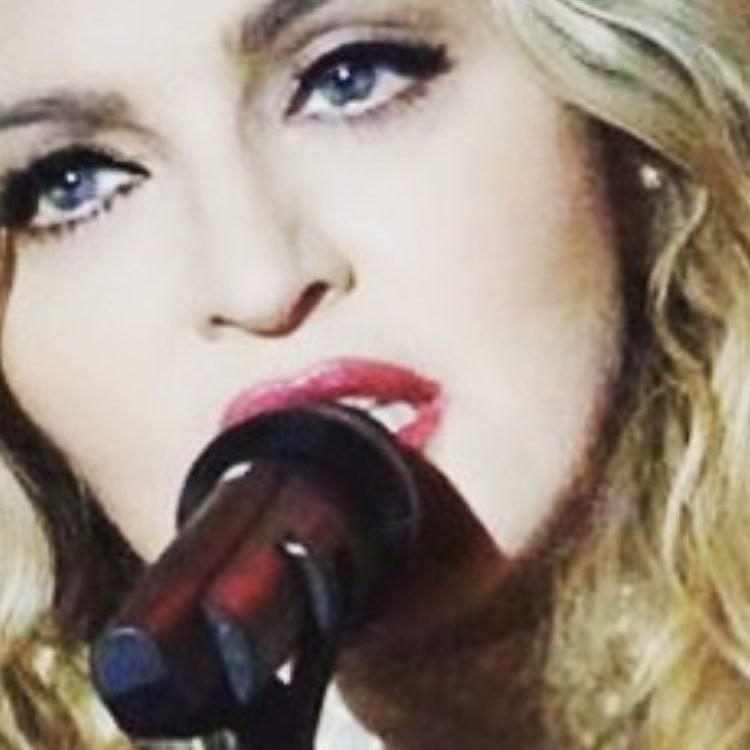 You can't buy this at no luxury store! #holywater ❤️ #rebelhearttour http://t.co/PEuaXHfxOl
