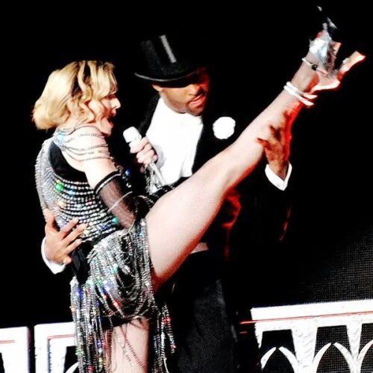 Its good to remain flexible at all times! ???? #materialgirl ❤️ #rebelhearttour http://t.co/nOz93CDhYQ