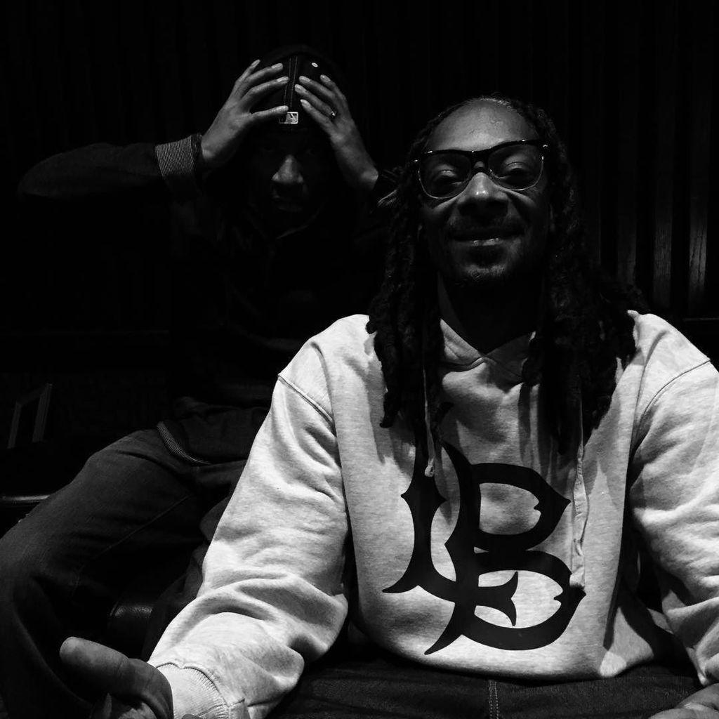 Bobcat. And snoop dogg. West coast legends. http://t.co/ivXINfY3wG http://t.co/1bpCblCOWd