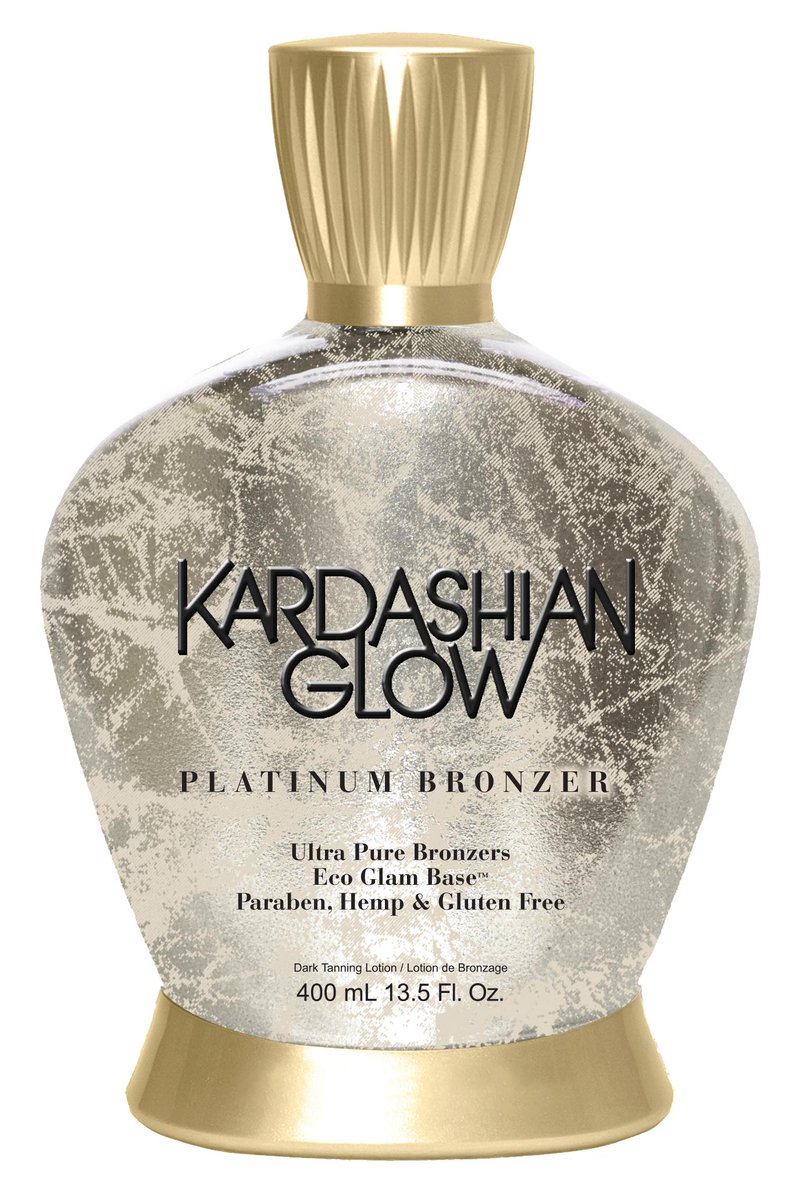 Totally obsessed #KardashianGlow #PlatinumBronzer http://t.co/g3qzgjG1n4