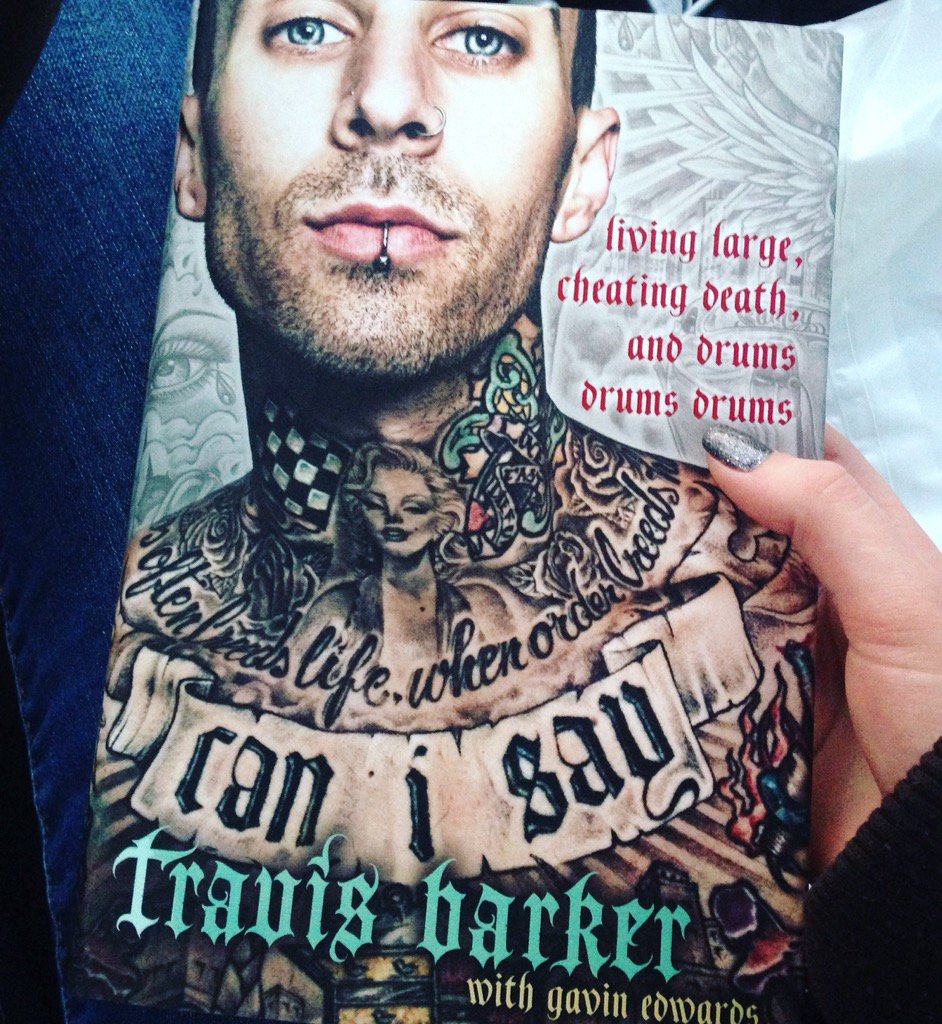 RT @jenna080709: #CanISay how exciting it is to be holding this book in my hand? unbelievably pumped to read this @travisbarker ???? https://t…