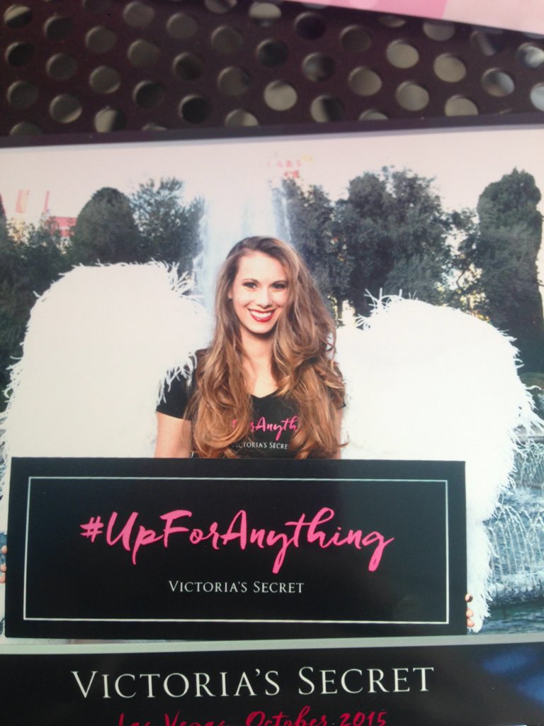 RT @Jessaleigh2011: Entire life made.   Got to wear the @VictoriasSecret Angel Wings!!!!! #UpForAnything .. You guys are the best!!???? https:…