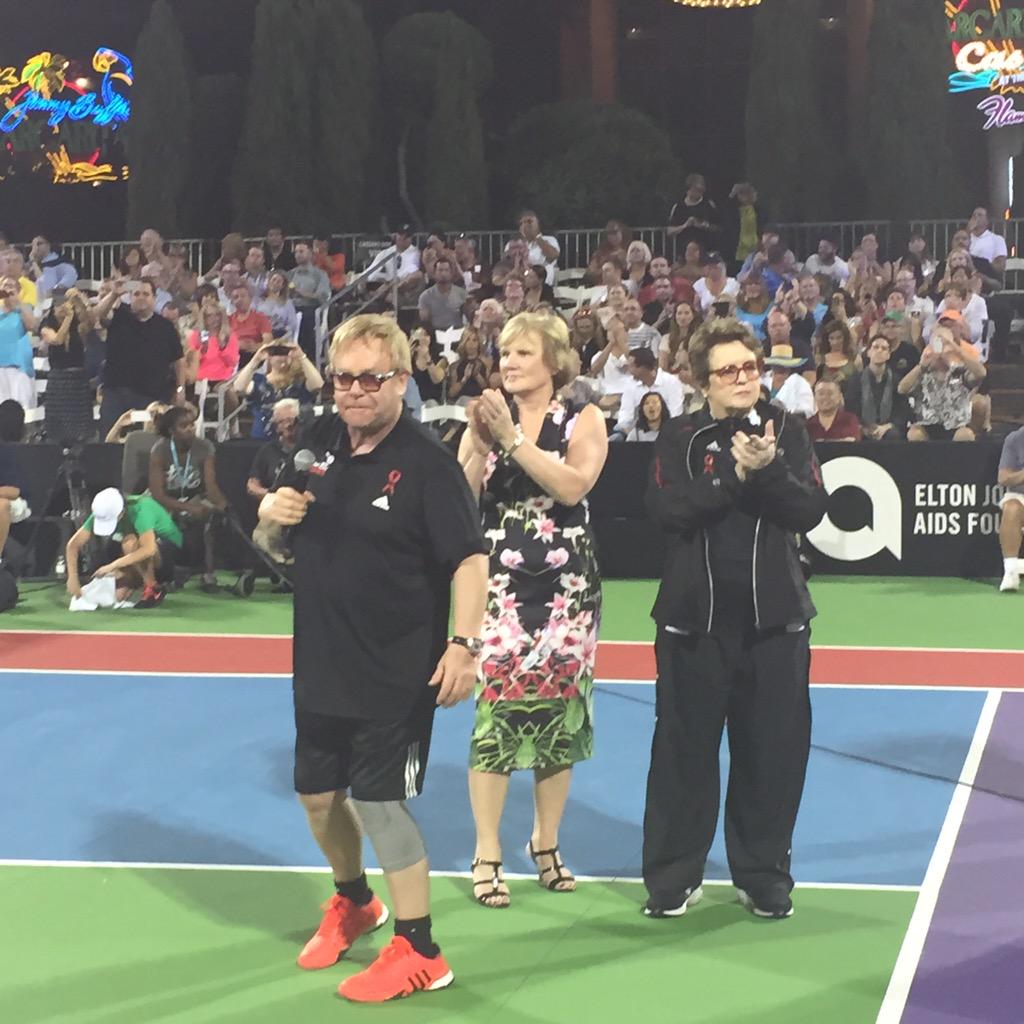 RT @BillieJeanKing: Tonight we raised more than $1 million to help @ejaforg fight HIV/AIDS #MylanWTTSmashHits http://t.co/soNEBtUxHX