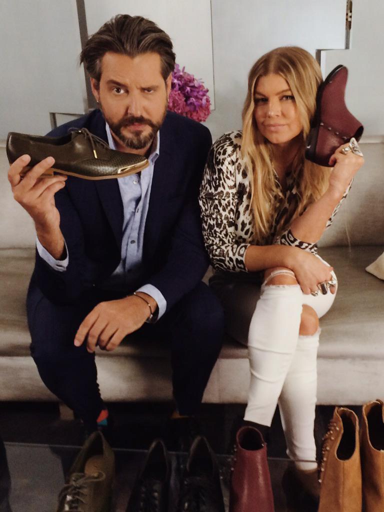 RT @rozweston: Had a ton of fun hangin' with @Fergie AND her shoes at  @hudsonsbay - see it on @ETCanada hear it on @KiSS925 http://t.co/1f…