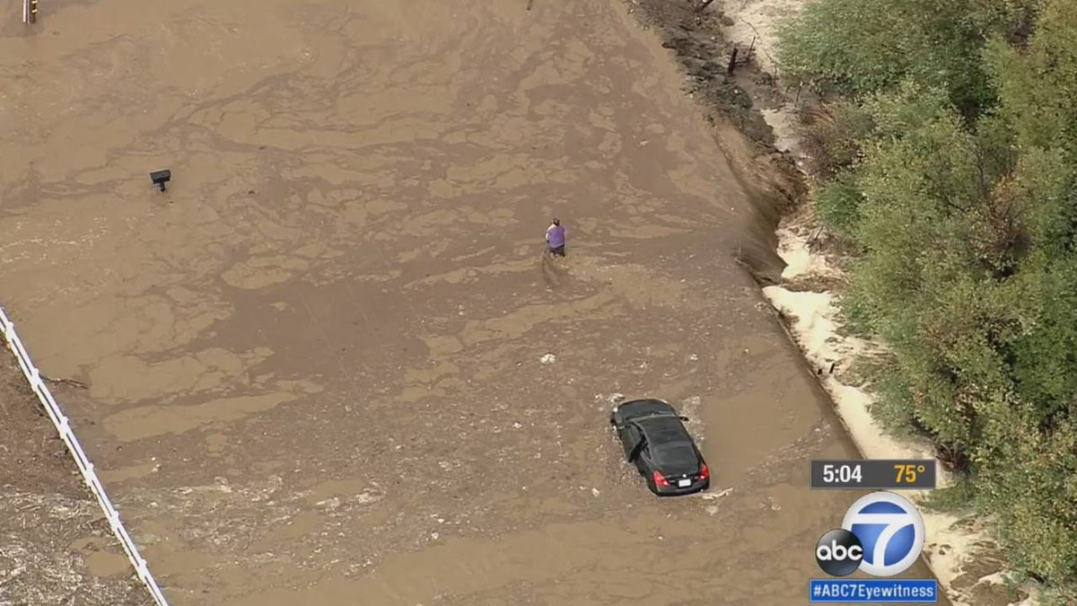 Breaking news on Los Angeles County flash floods, October 2015