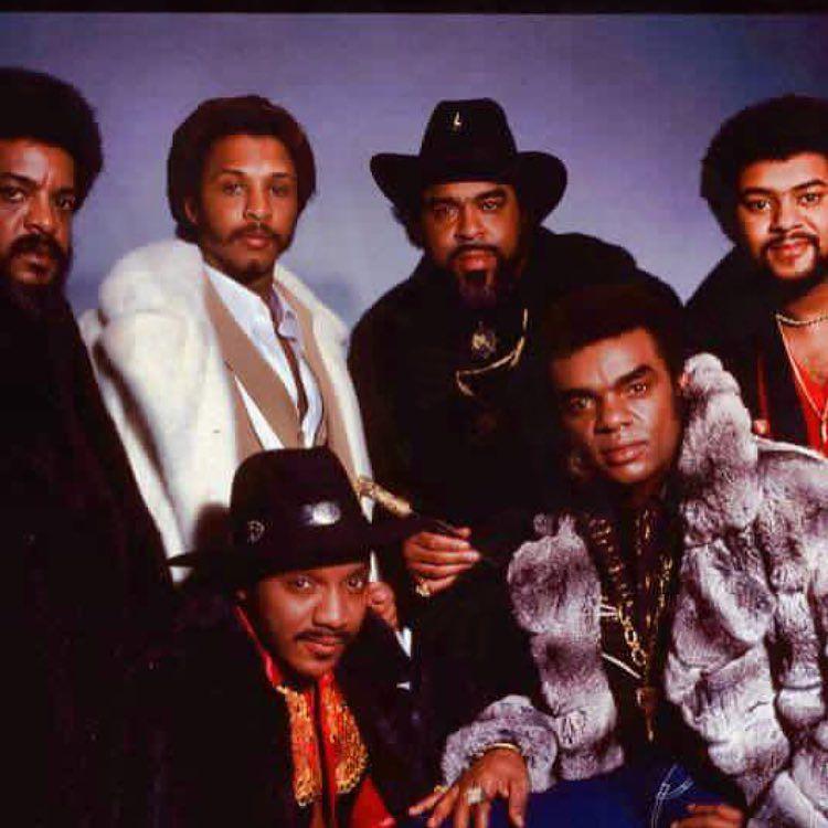 Name that group ?? http://t.co/a60vNgyMDq http://t.co/EleAaE5guT