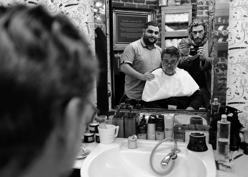 RT @GregWInsight: Good to see @russellcrowe just now having a beard trim in Mayfair
And you #KeithRodger xx
… http://t.co/3pqGWmuqe2 http:/…
