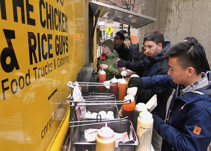 RT @BostonDotCom: Like Willy Wonka, Chicken & Rice Guys is offering a valuable golden ticket https://t.co/56iqRFZnmF https://t.co/oECVTG9CtP